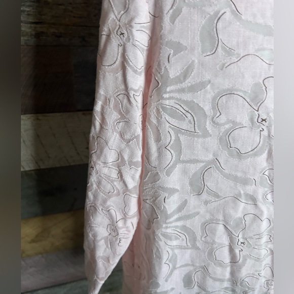 Sag Harbor Petite Medium PM Pink Floral button Front Blouse Top - Picture 4 of 7